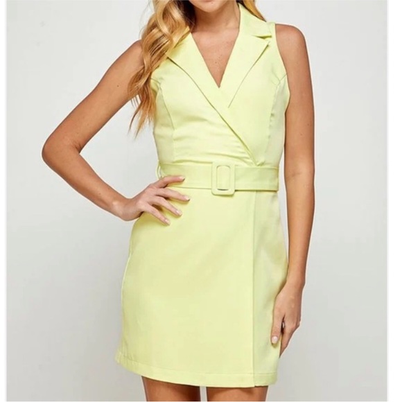 milk & honey Dresses & Skirts - Nwt Vici Milk & Honey blazer dress!